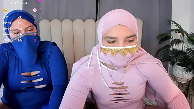 aziza_dalila02's Webcam Show