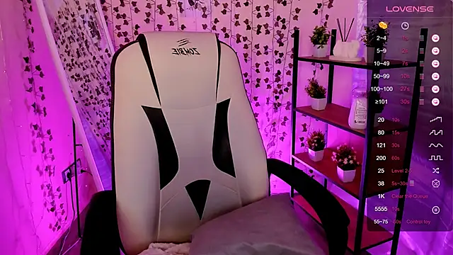 Chat +18 de AnyaTaylor_ ao vivo