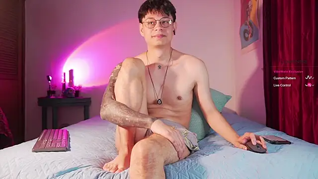 Heliero 即時 XXX 聊天