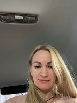 kira_saning's Live XXX Chat