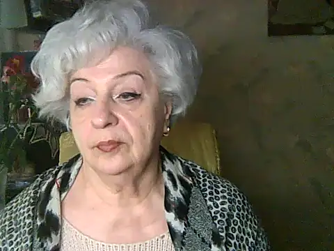 ValeriaKroww webcam show