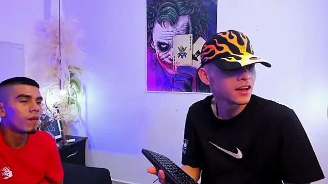 Chat +18 de your_d0ll1 ao vivo