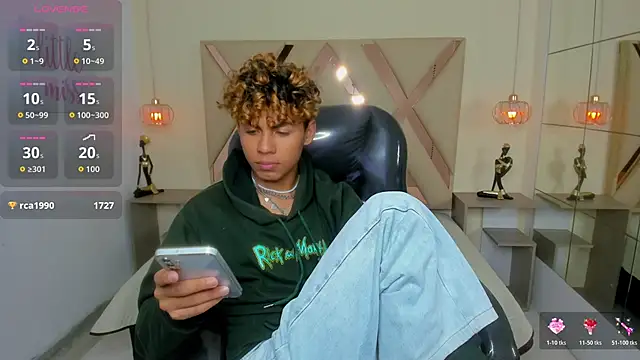 Anyelo_Twinkのウェブカメラショー