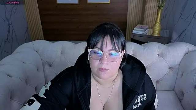 Astrid1_s 网络视讯表演