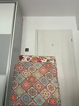 snow_flakee Chat XXX live