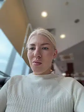 XXX chat uživo modela NewLale