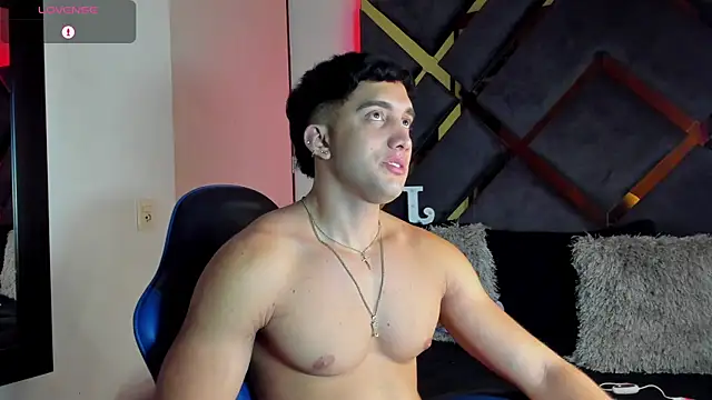 Chatroom XXX en direct de jeicob_stone