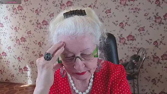 Maya_Mayflower live XXX chat