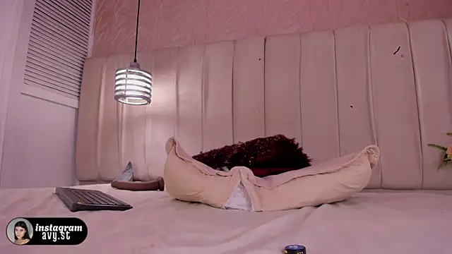 Chat +18 de avy_st ao vivo