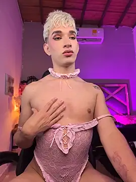 Show modela Cherry_zayden_ na web-kameri