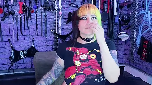 Chat XXX en directo de PANDORANEZZ