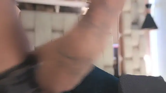 MeelFox élő XXX-chatje