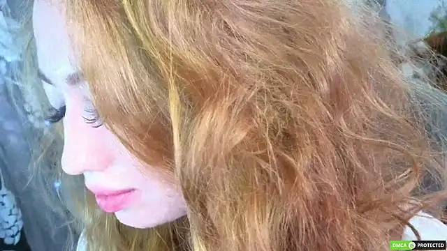 TinaBrook Adlı Modelin Canlı XXX Sohbeti