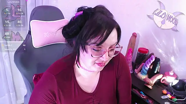 Chat XXX en directo de LiloMoon69