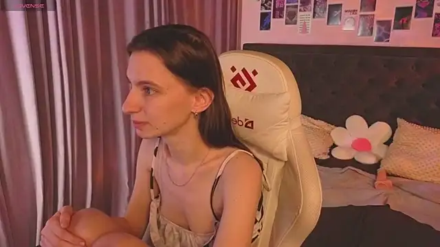 kaleriyaa_のライブXXXチャット