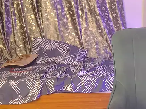 Chat XXX en directo de alaviya-19