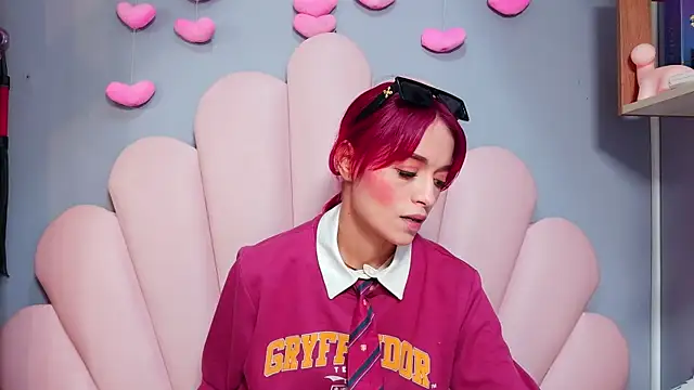 Czat XXX na żywo – luci_miller