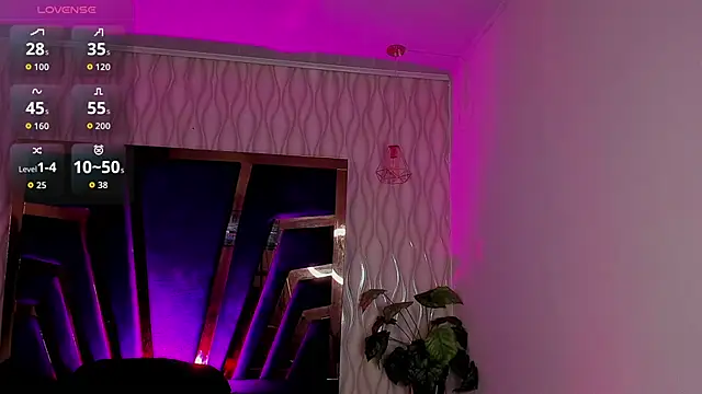 Brad_Summer 即時 XXX 聊天