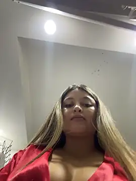 lunablossom_'s Webcam Show