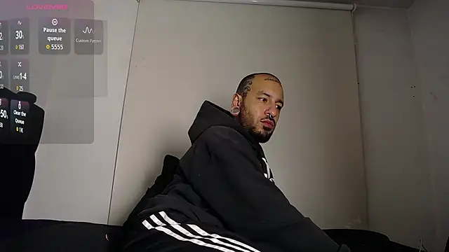 Chatroom XXX en direct de nika_1312