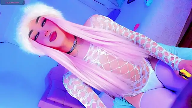 Shiaki_04's Webcam Show