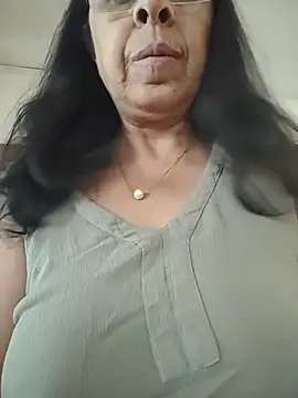 NakedMILFxn Live XXX chat