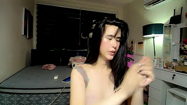 XhotcockcumXtsのウェブカメラショー