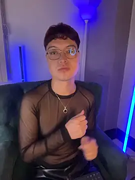 SamaelGarro_ Show in webcam