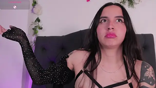 kaylee_lee Adlı Modelin Canlı XXX Sohbeti