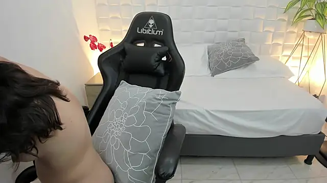 tomie_666 Chat XXX live