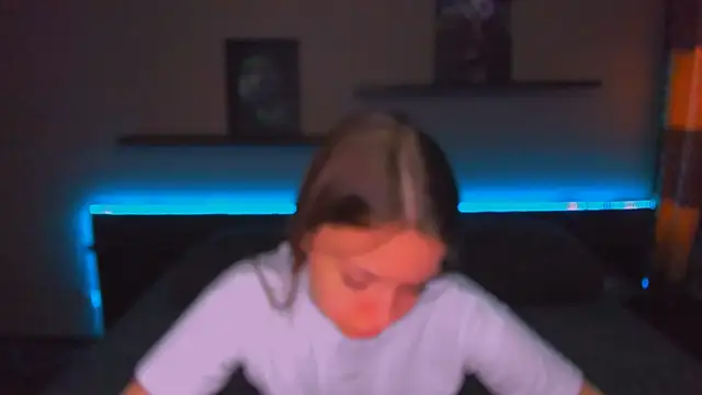 Онлайн чат XXX AlexaBarkley