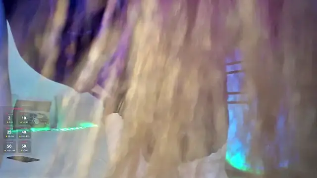 XXX chat uživo modela Roseaa