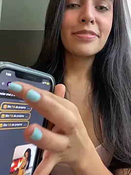 XXX chat uživo modela DaphneUwu