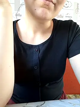 Emi_hot1 Chat XXX in diretta