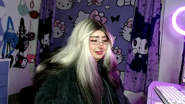 lussyevans24's Live XXX Chat