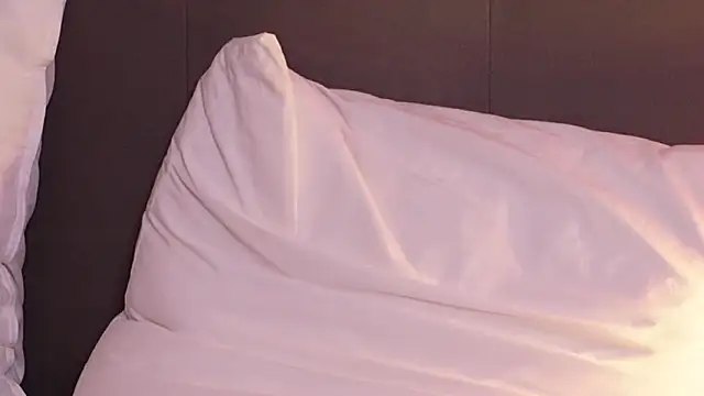 SophysSecret Chat XXX live