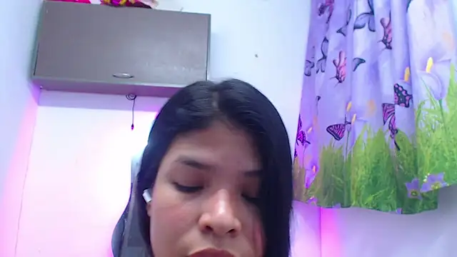 BearishMajor: онлайн-секс-чат