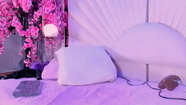 Chat +18 de VesperVelvet ao vivo