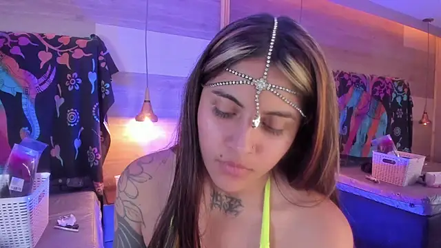 Cori_Paige Live XXX-Chat