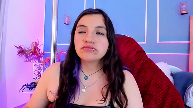 Chat +18 de TaraTaylorr ao vivo