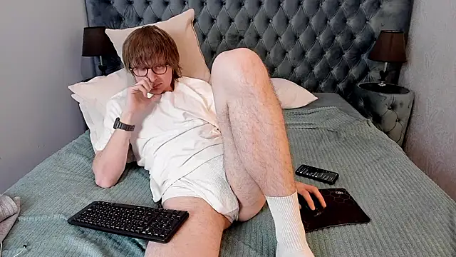 TaylerBev webkamerás műsora