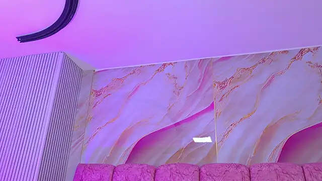 emmacurvy's Live XXX Chat