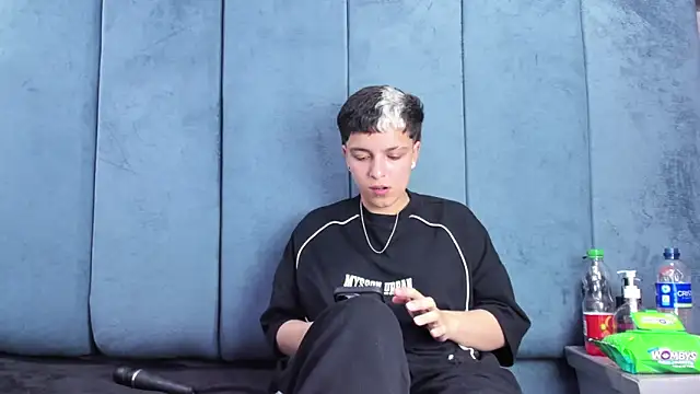 Megan_Thompson_ Chat XXX in diretta