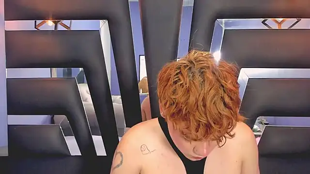 VeluniLiore Live XXX-chat