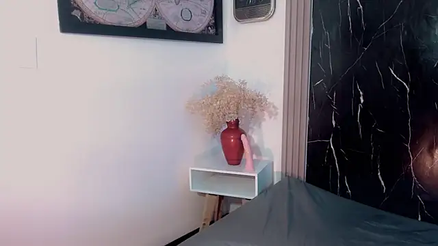 Show modela Sofia_antonella_ na web-kameri