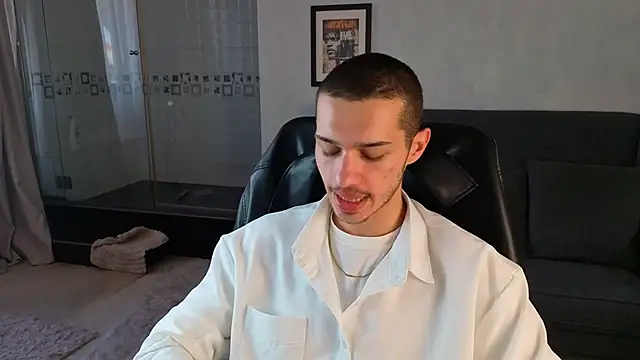 KaydenDrew 现场XXX聊天