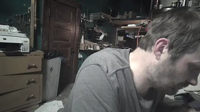 charactrzero Chat XXX in diretta