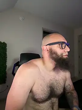 MastaWolfy's Live XXX Chat