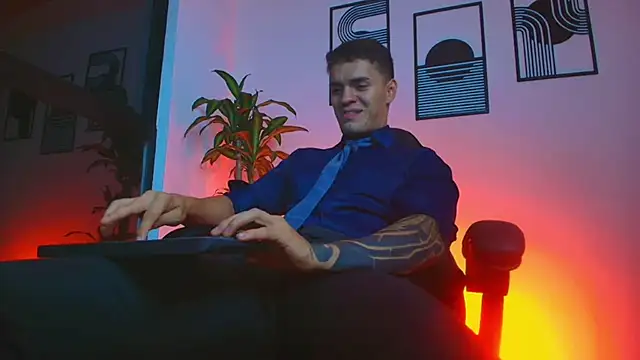 Webkamerová show ALPHA_DOMINUS_