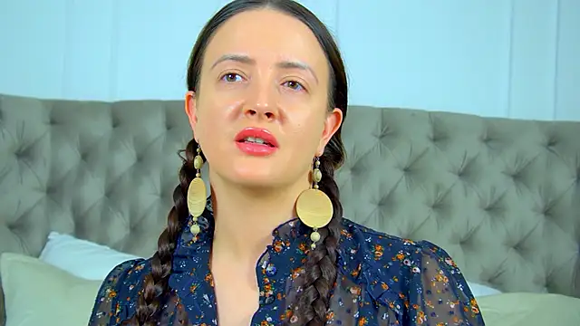 ElinaBelluccin Live XXX chat